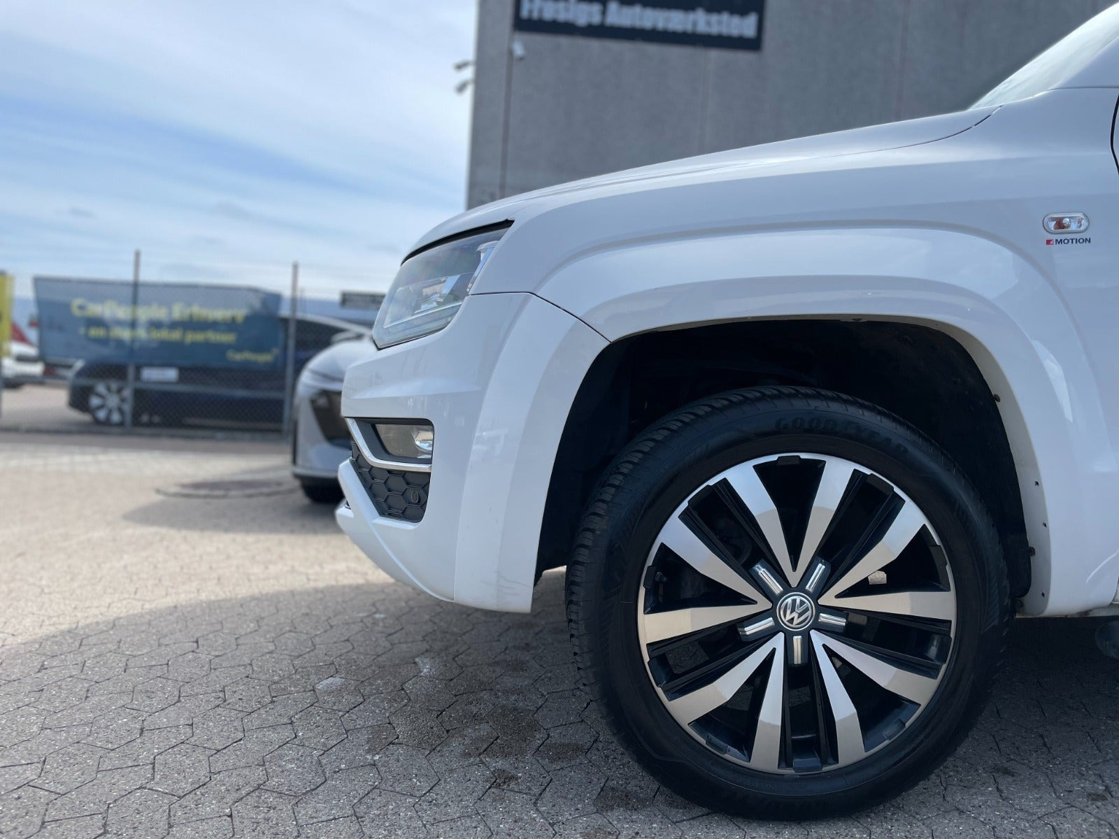 Hvid VW Amarok fra 2019