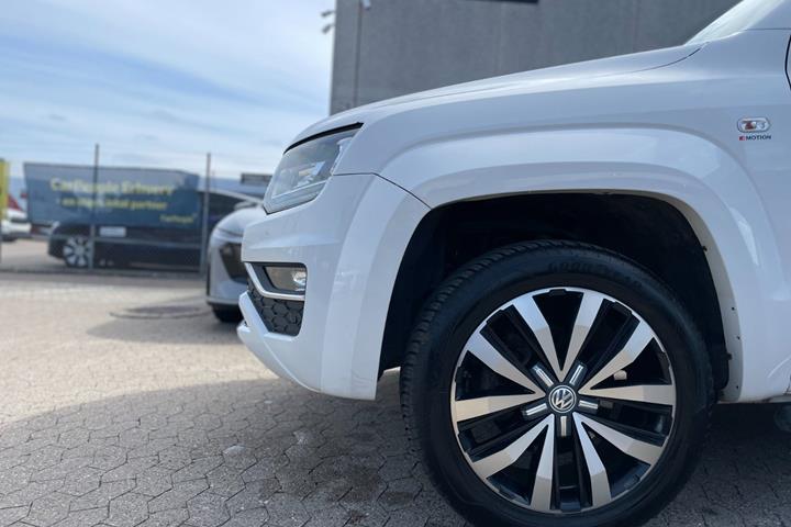 Hvid VW Amarok fra 2019