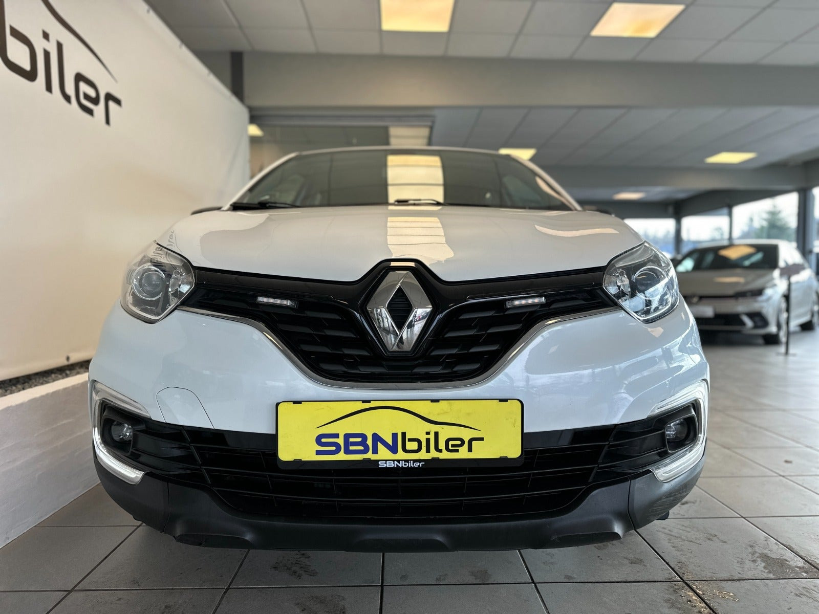 Hvid Renault Captur fra 2019