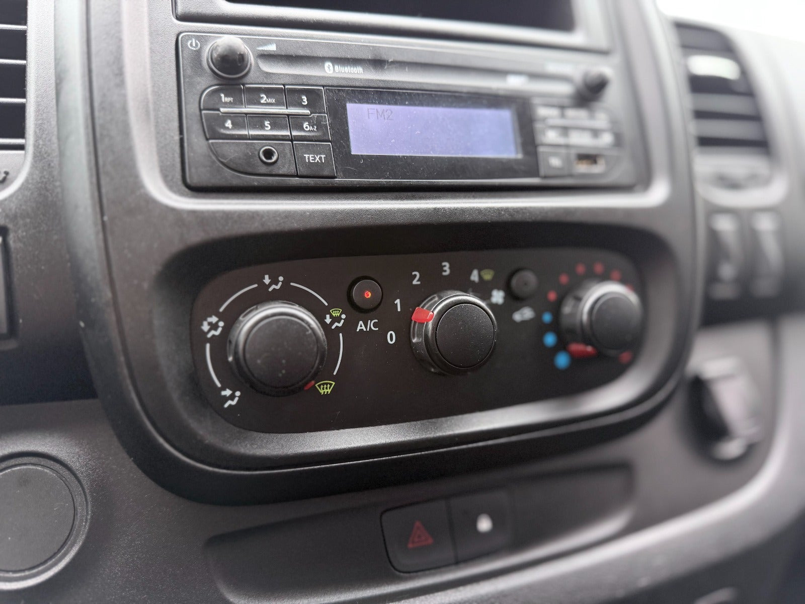 Rød Fiat Talento fra 2019