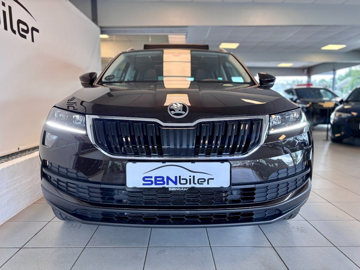 Brun Skoda Karoq fra 2018