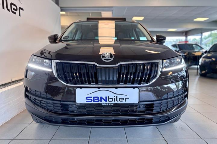 Brun Skoda Karoq fra 2018