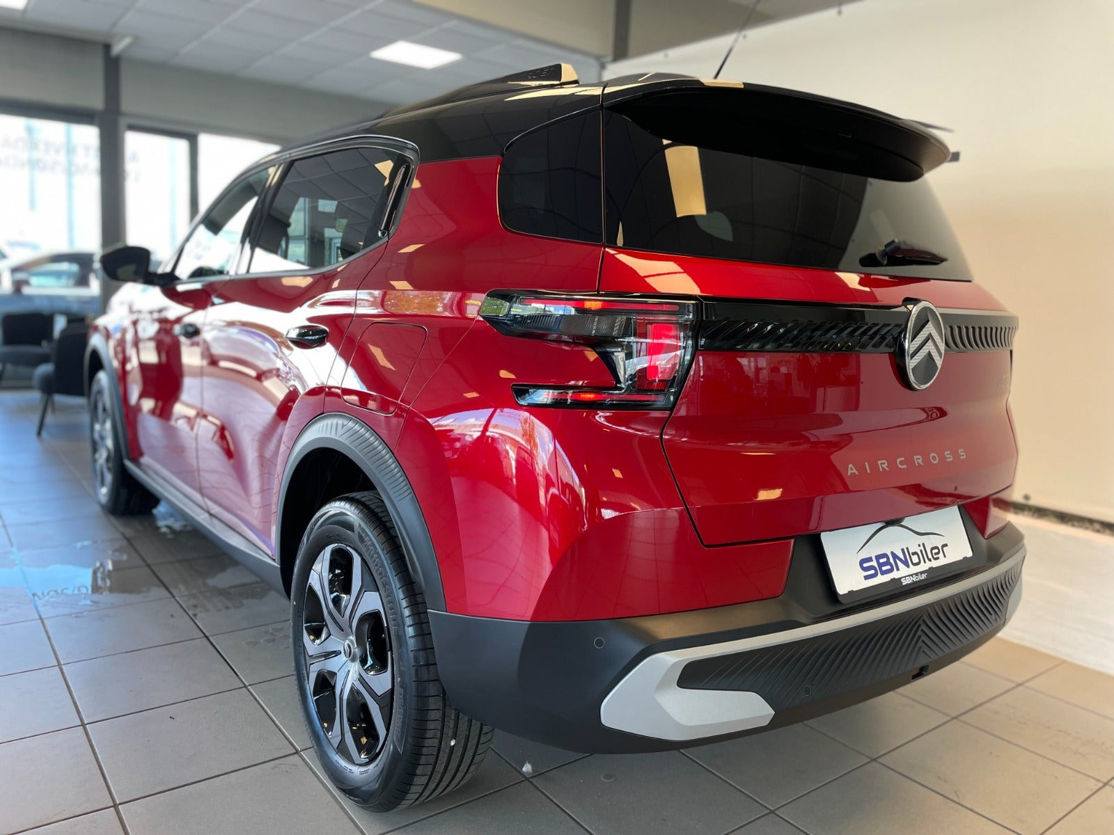 Rød Citroën e-C3 Aircross fra 2026