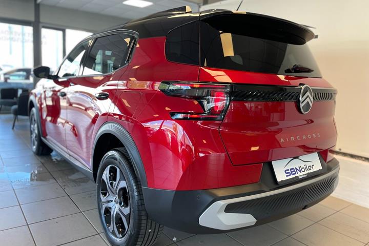 Rød Citroën e-C3 Aircross fra 2026