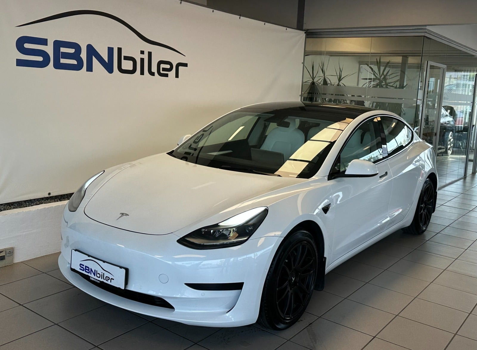 Tesla Model 3 Standard Range+ RWD