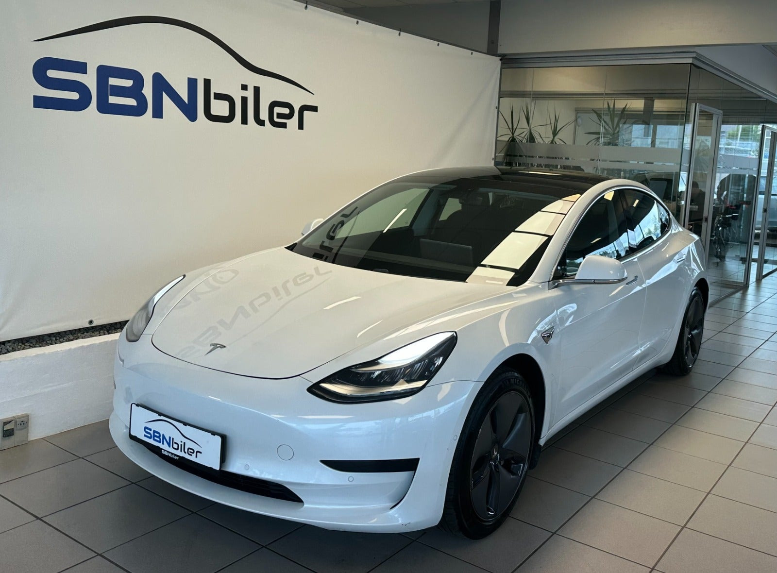 Tesla Model 3 Standard Range+ RWD