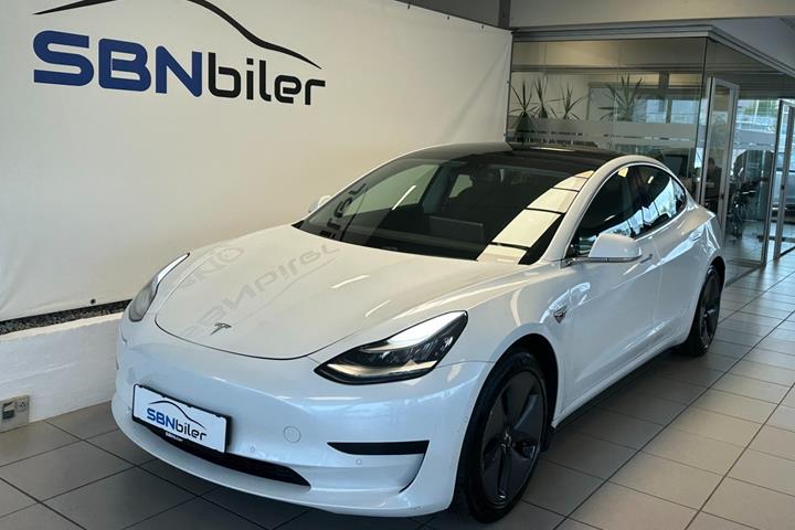 Hvid Tesla Model 3 fra 2020