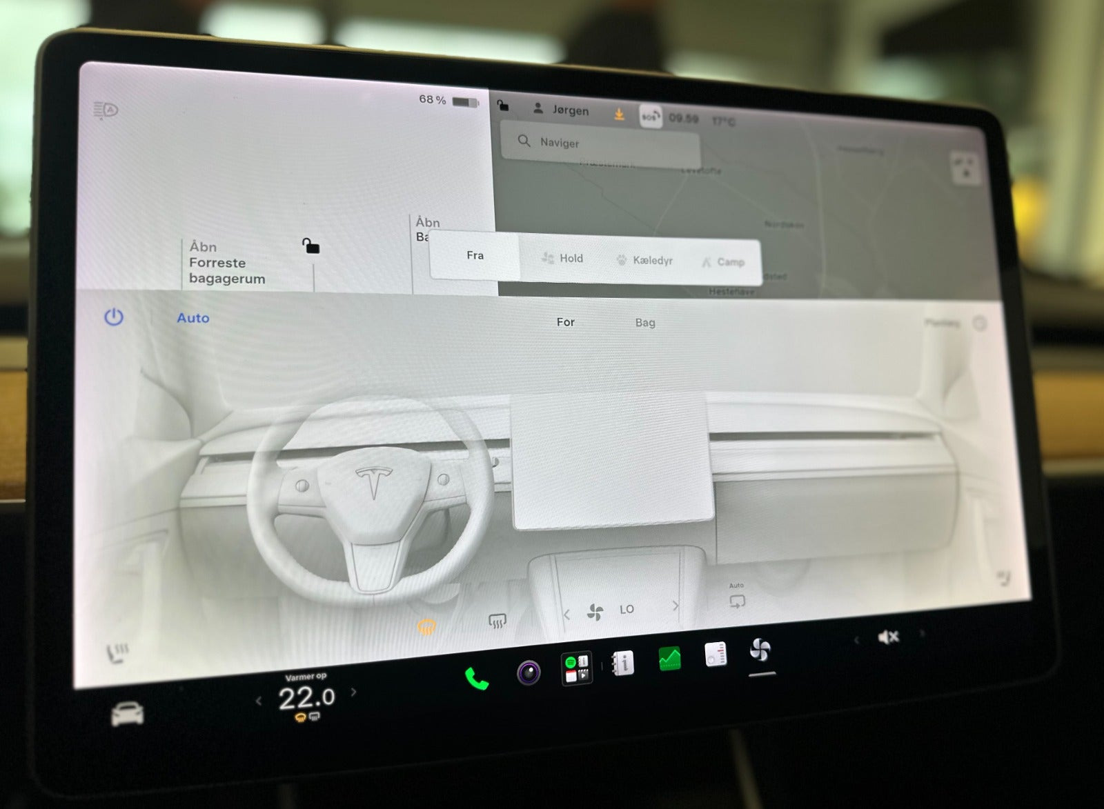 Hvid Tesla Model 3 fra 2020