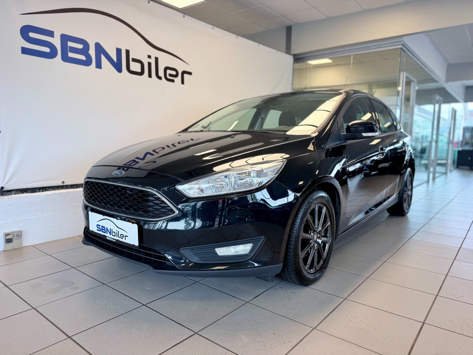 Sort Ford Focus fra 2016