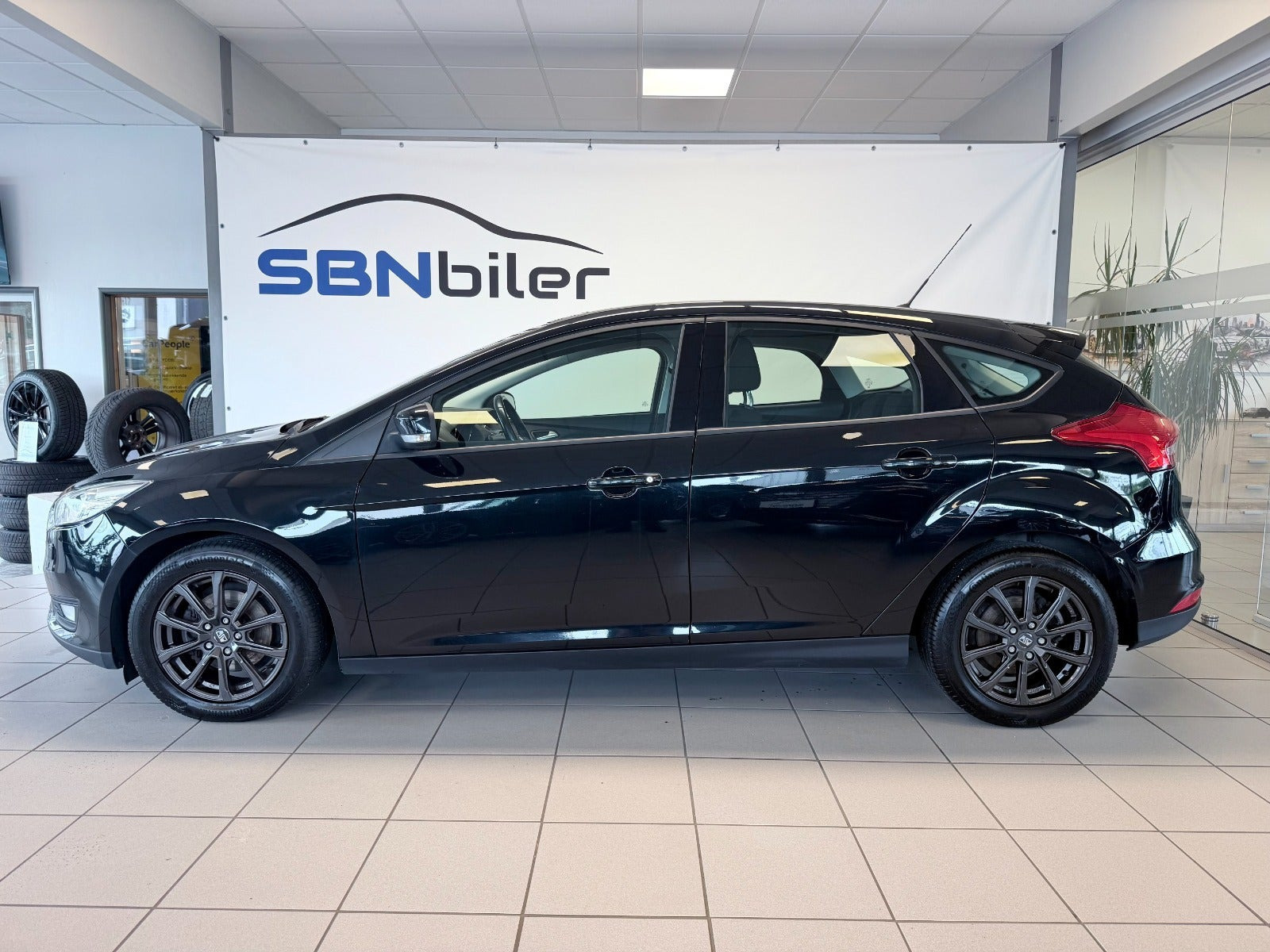Sort Ford Focus fra 2016