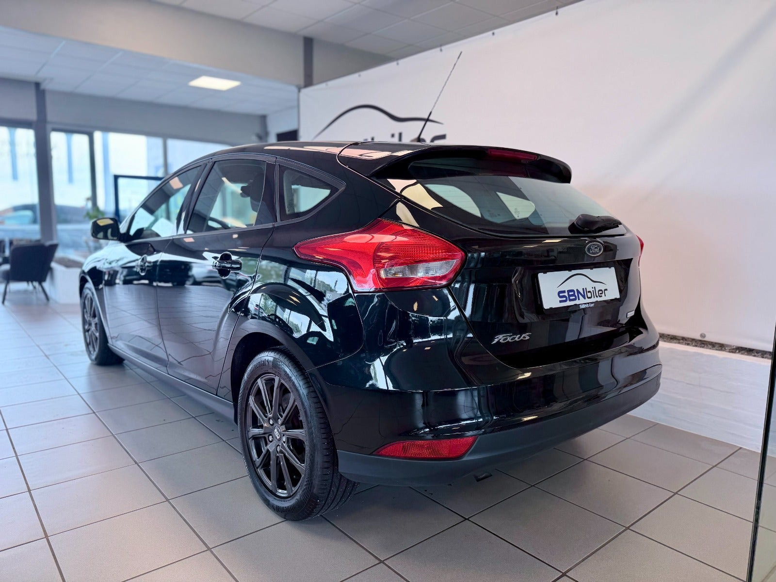 Sort Ford Focus fra 2016