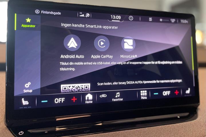 Sort Skoda Enyaq fra 2023