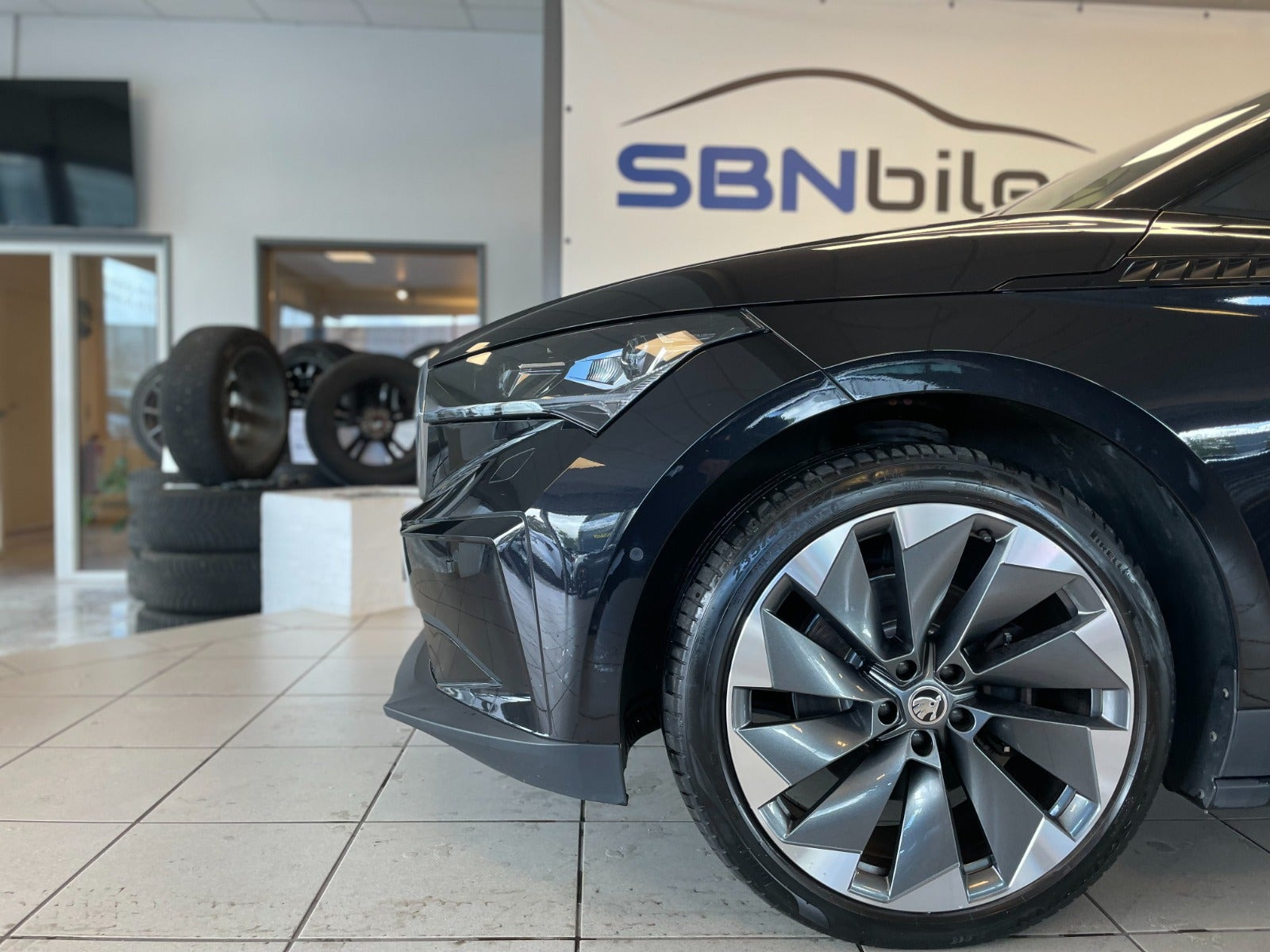 Sort Skoda Enyaq fra 2023