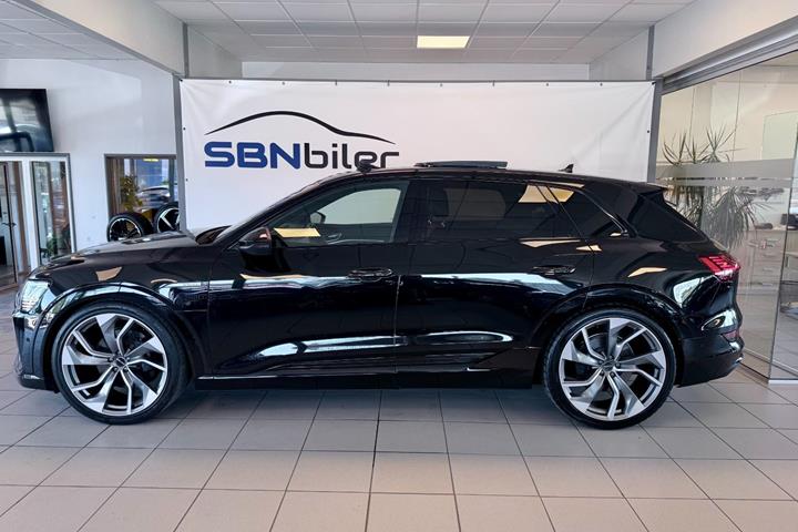 undefined Audi e-tron fra 2022