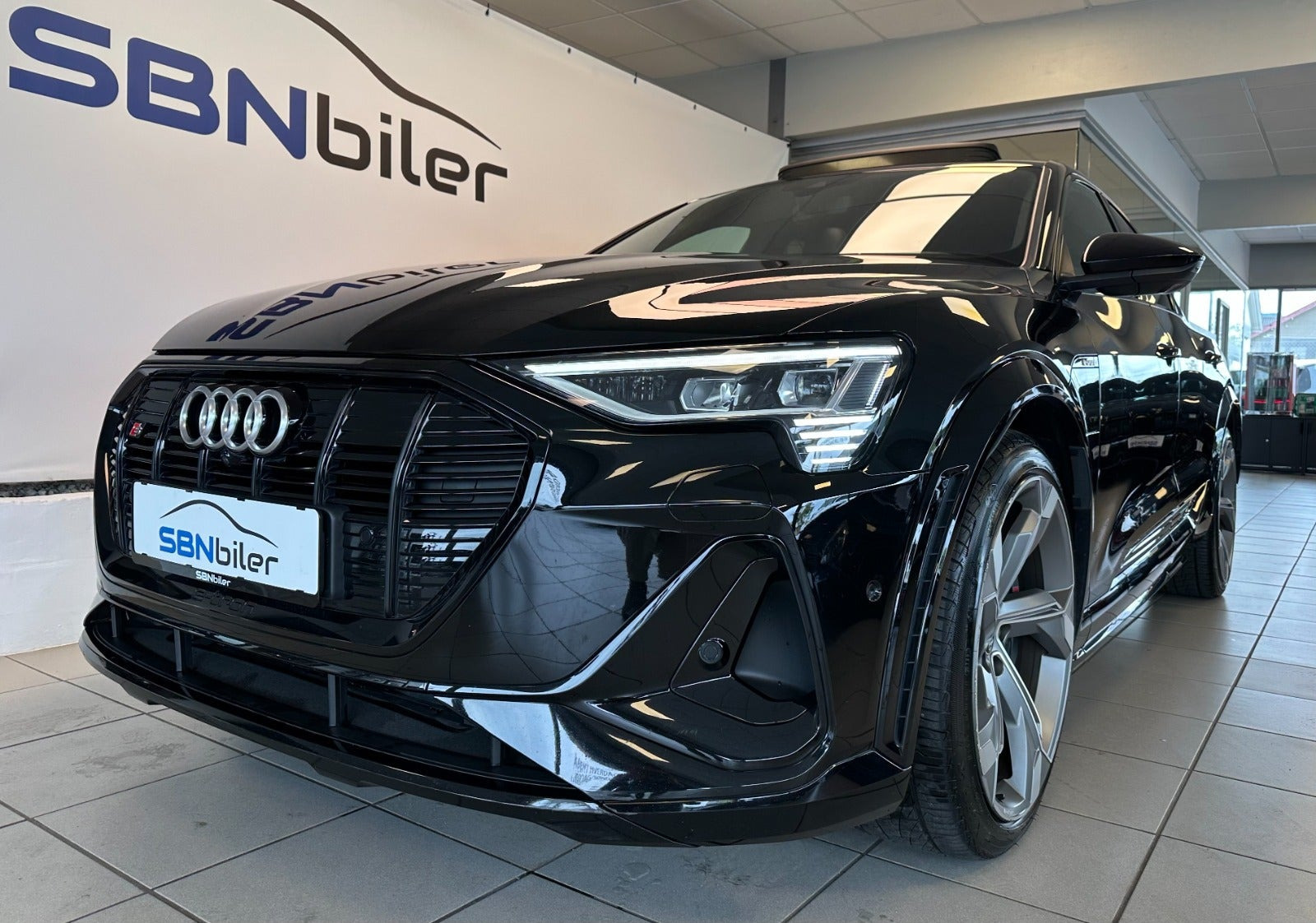 Sort Audi e-tron S fra 2022