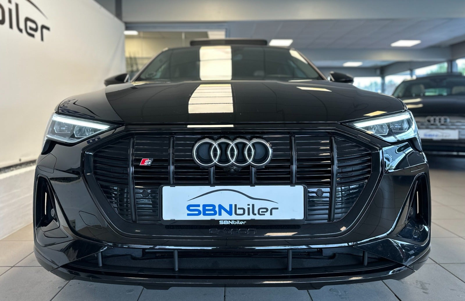 Sort Audi e-tron S fra 2022