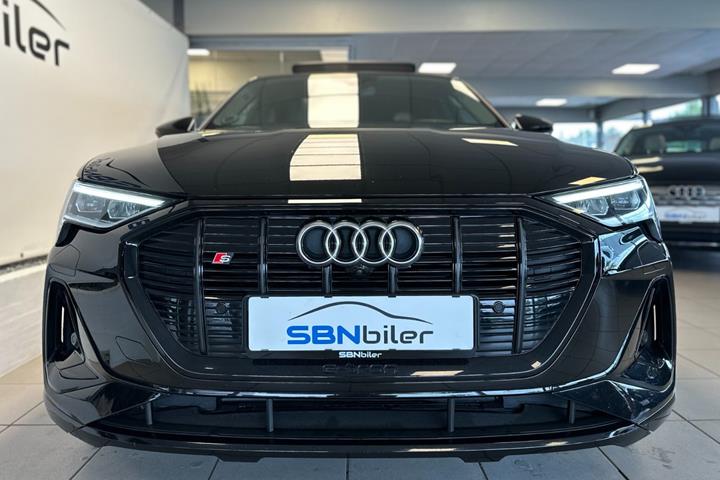 Sort Audi e-tron S fra 2022