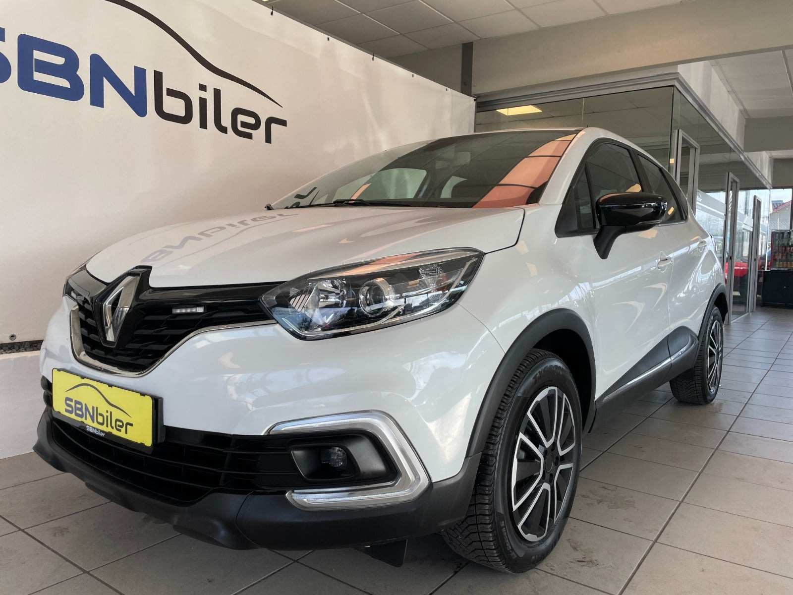 Hvid Renault Captur fra 2019