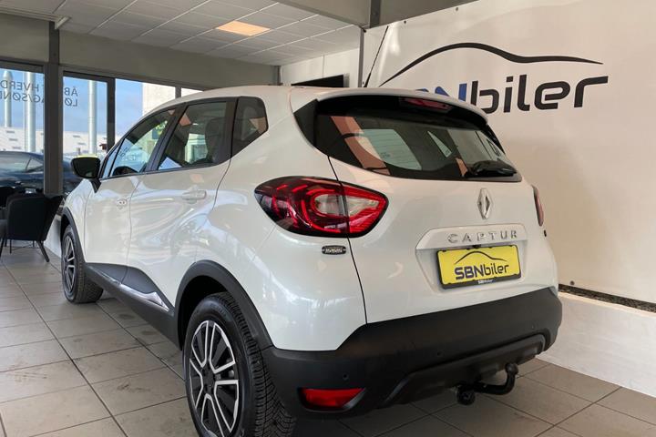 Hvid Renault Captur fra 2019