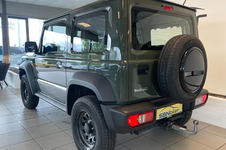Grøn Suzuki Jimny fra 2021