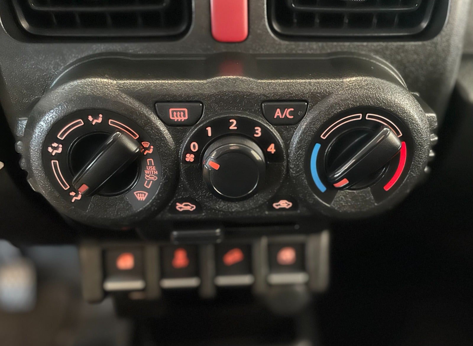 Grøn Suzuki Jimny fra 2021