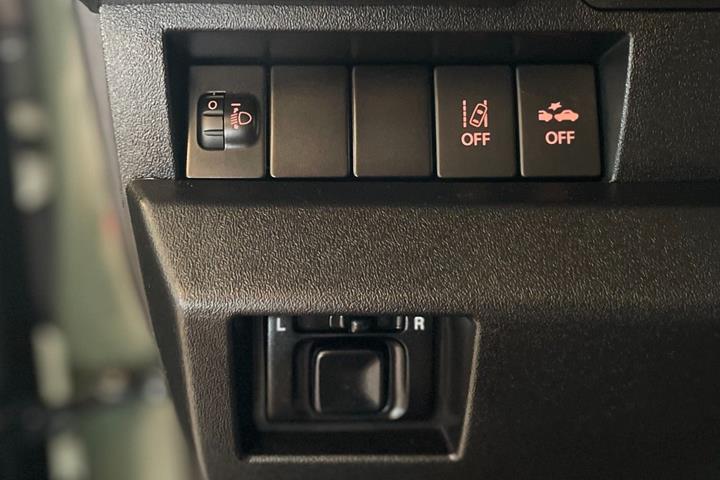 Grøn Suzuki Jimny fra 2021