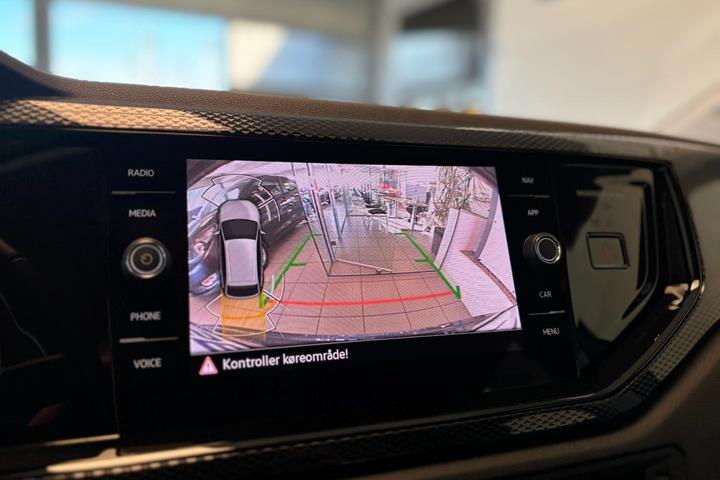 Grå VW Taigo fra 2022
