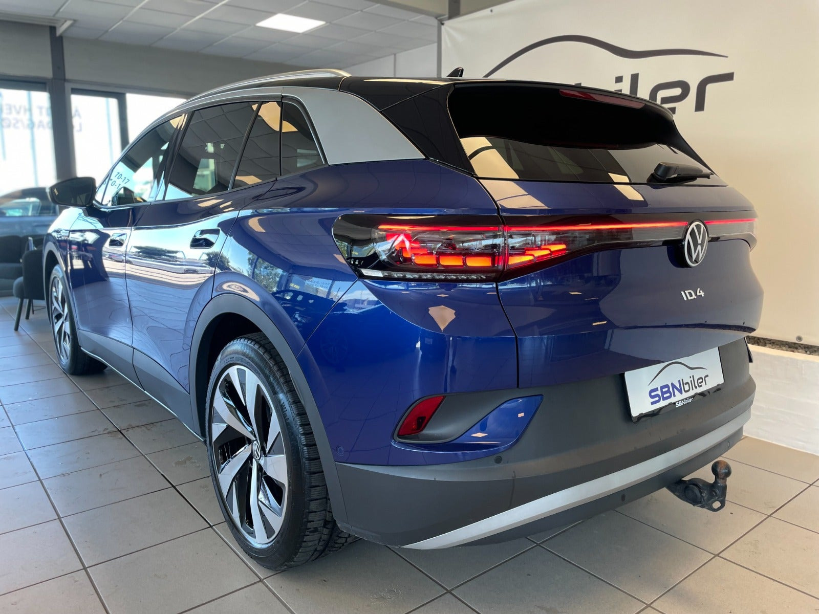 Blå VW ID.4 fra 2023