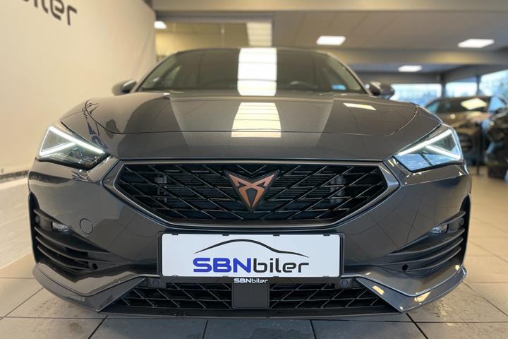 Grå Cupra Leon fra 2024