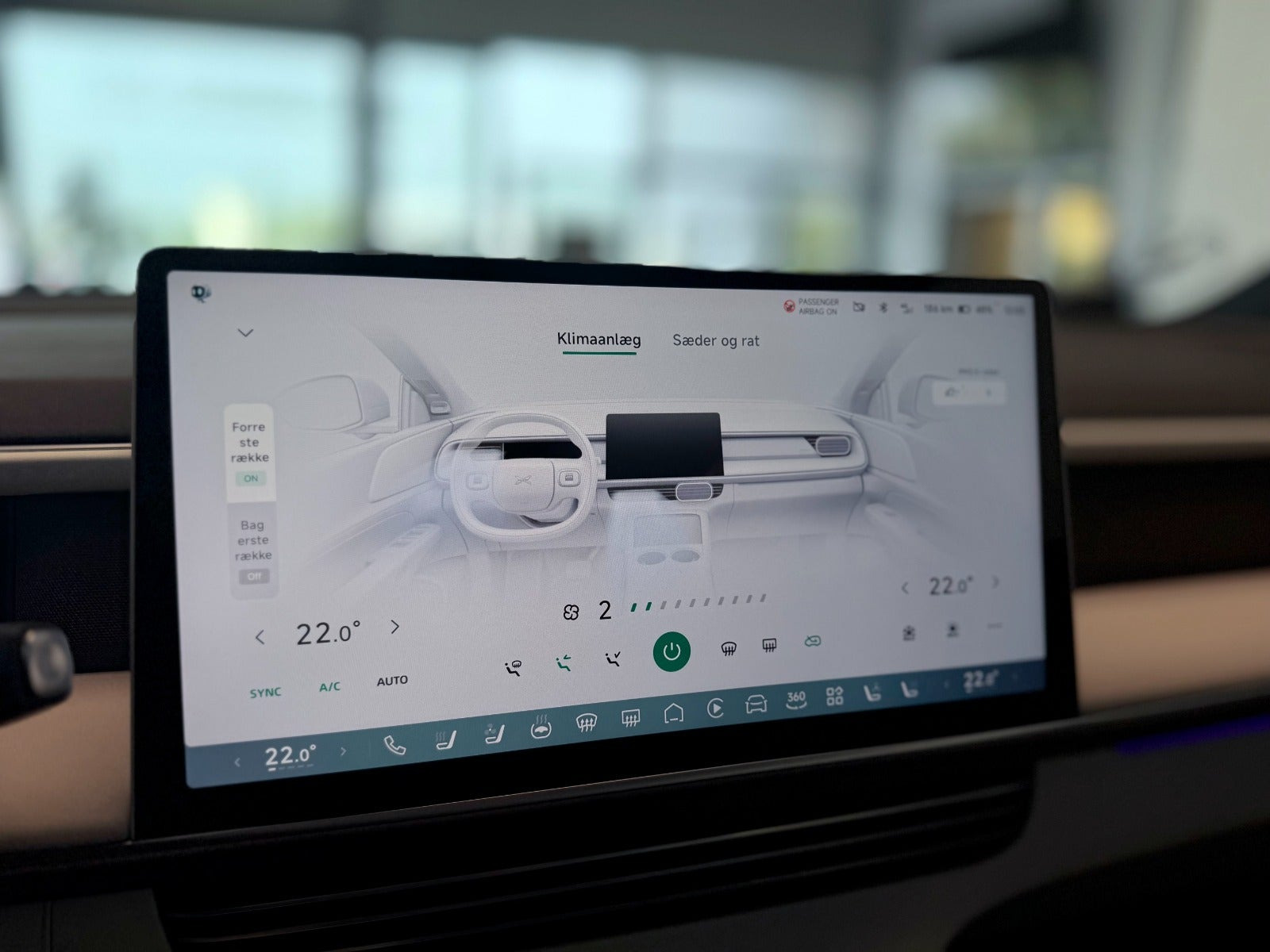 Hvid Xpeng G6 fra 2025