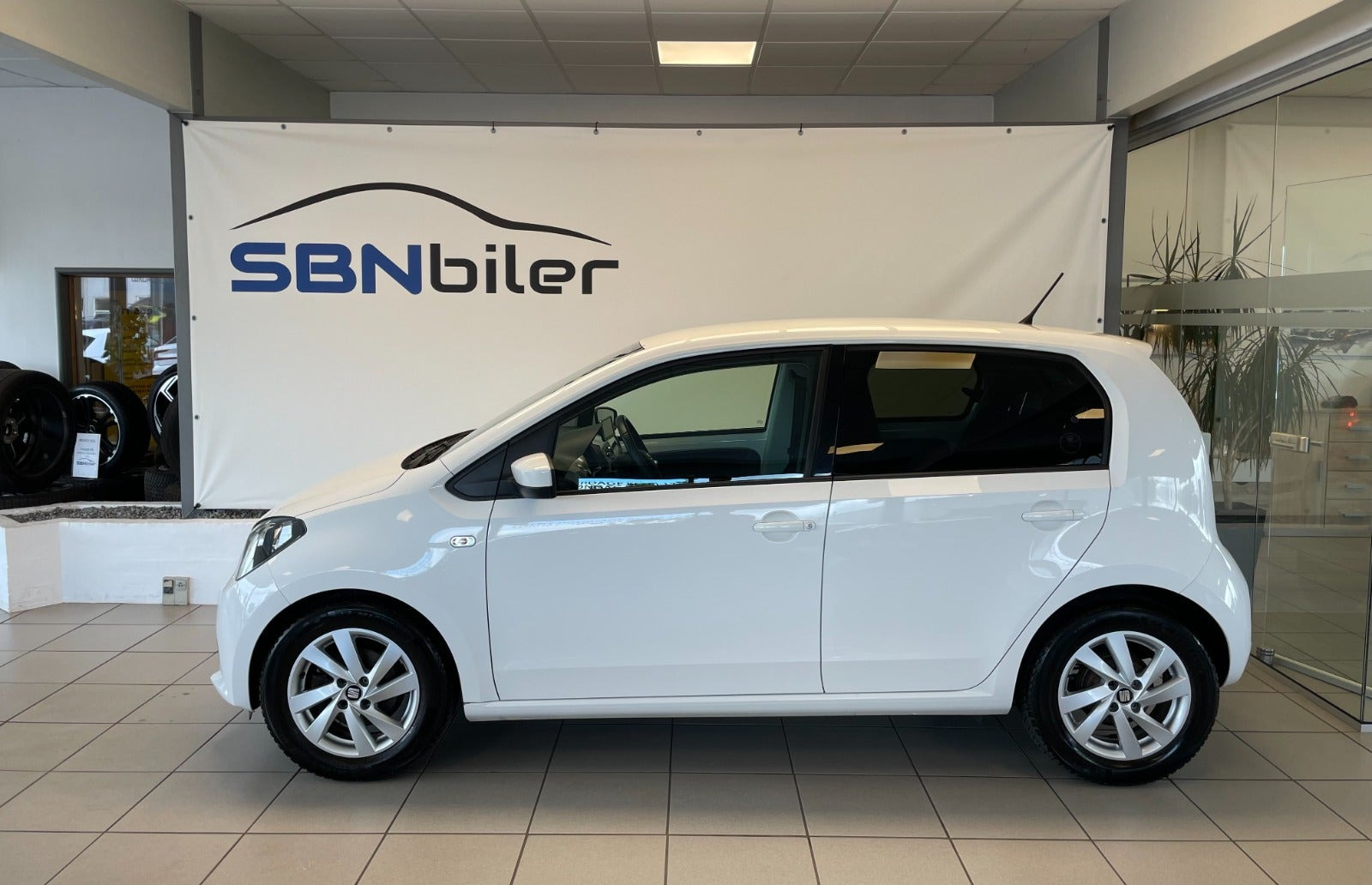 Hvid Seat Mii fra 2015