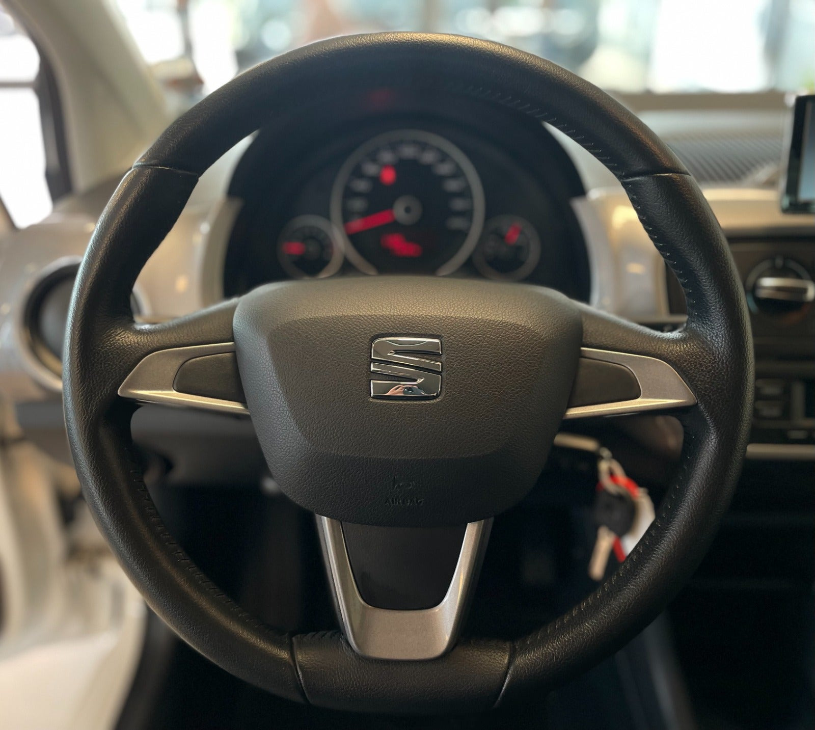 Hvid Seat Mii fra 2015