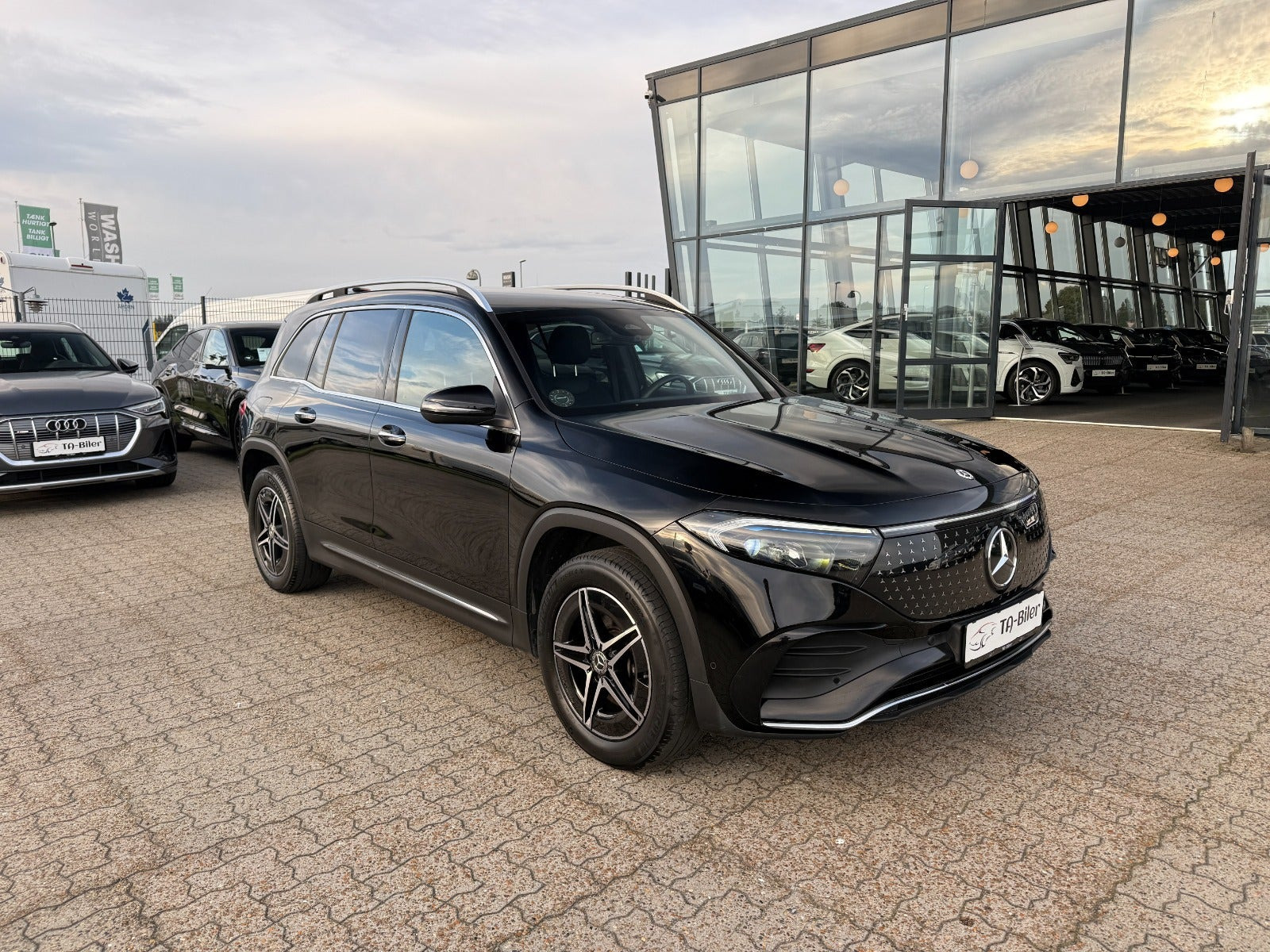 Mercedes EQB250+ AMG Line 7prs