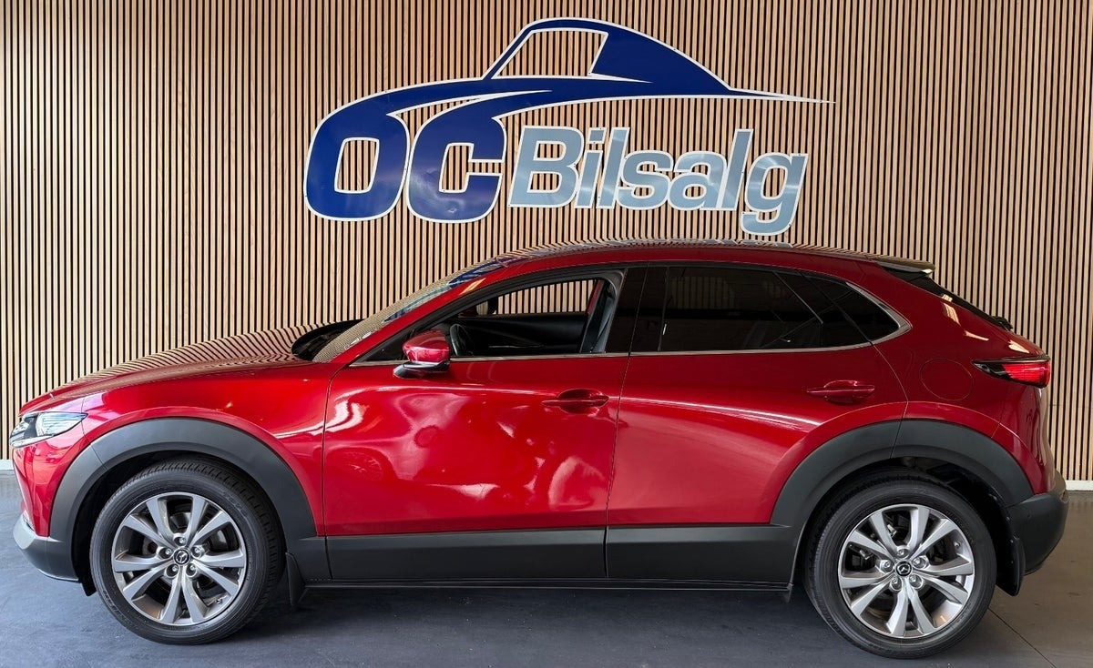 Rød Mazda CX-30 fra 2019