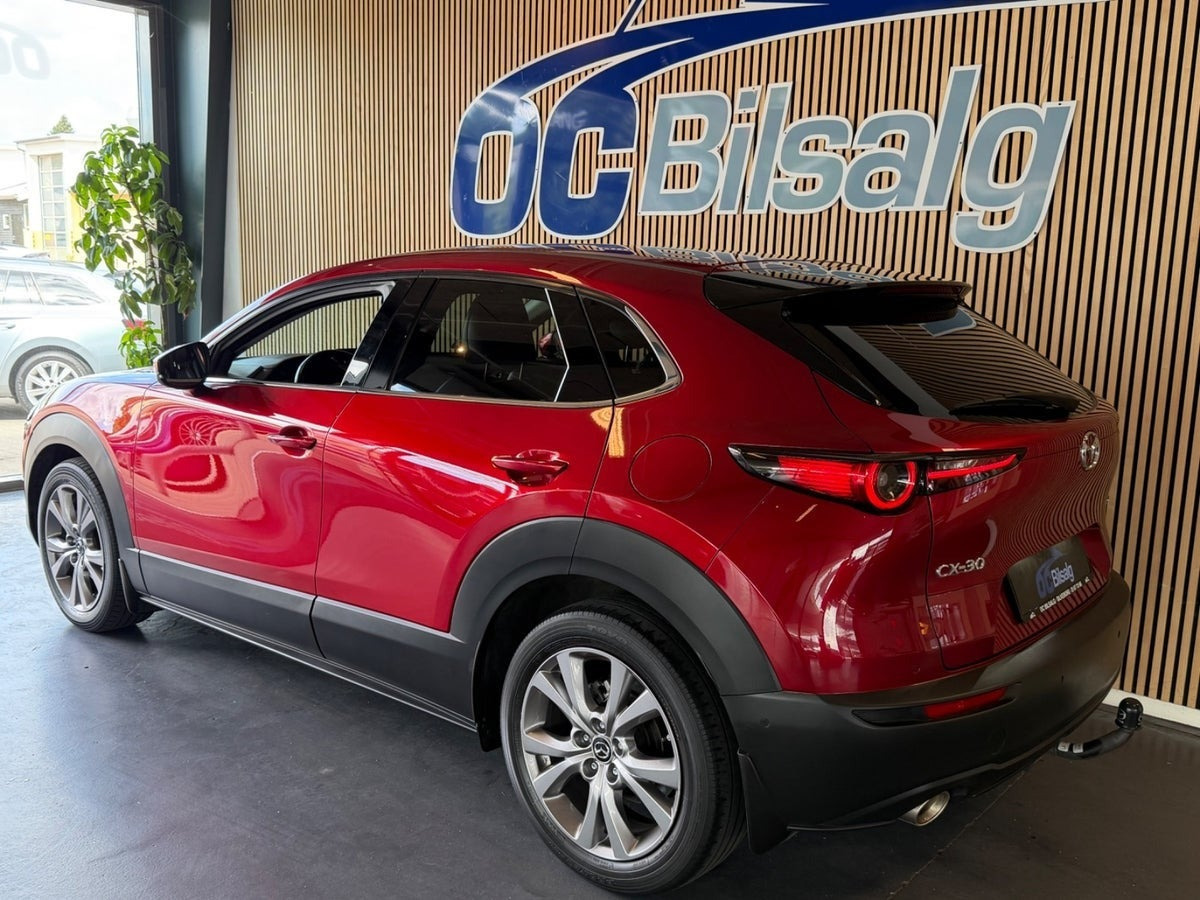 Rød Mazda CX-30 fra 2019