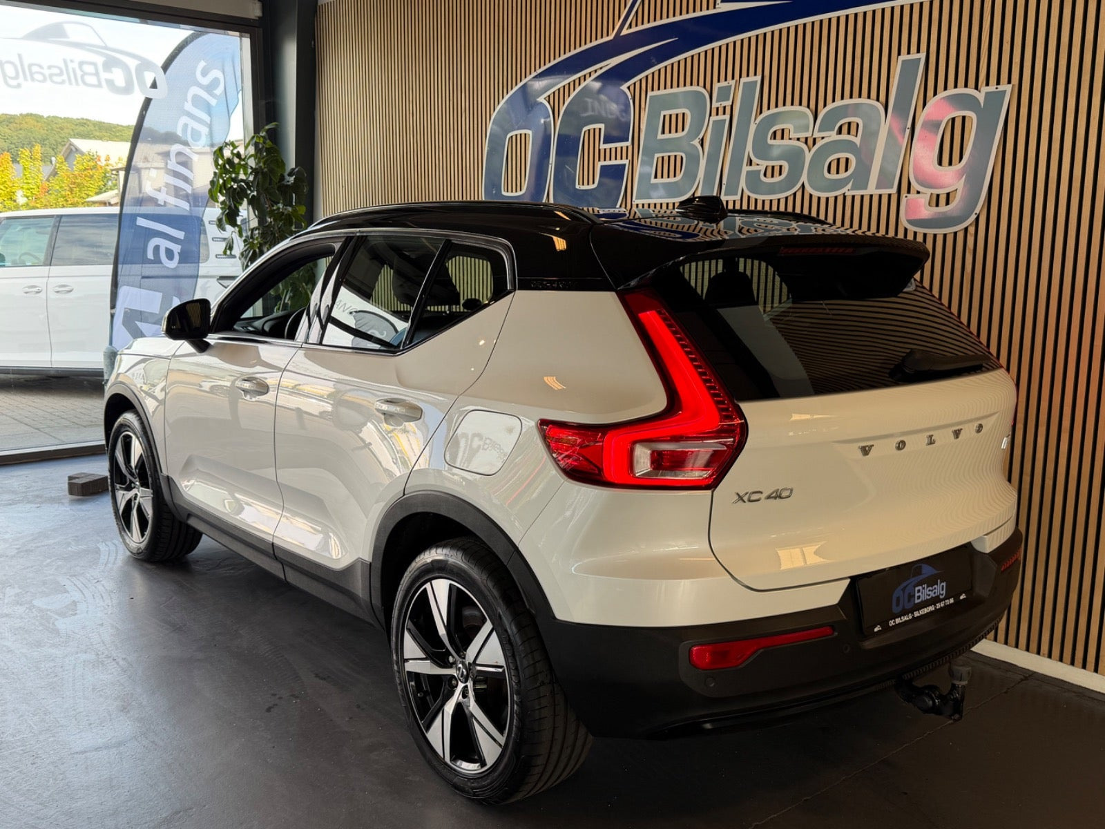 Hvid Volvo XC40 fra 2022