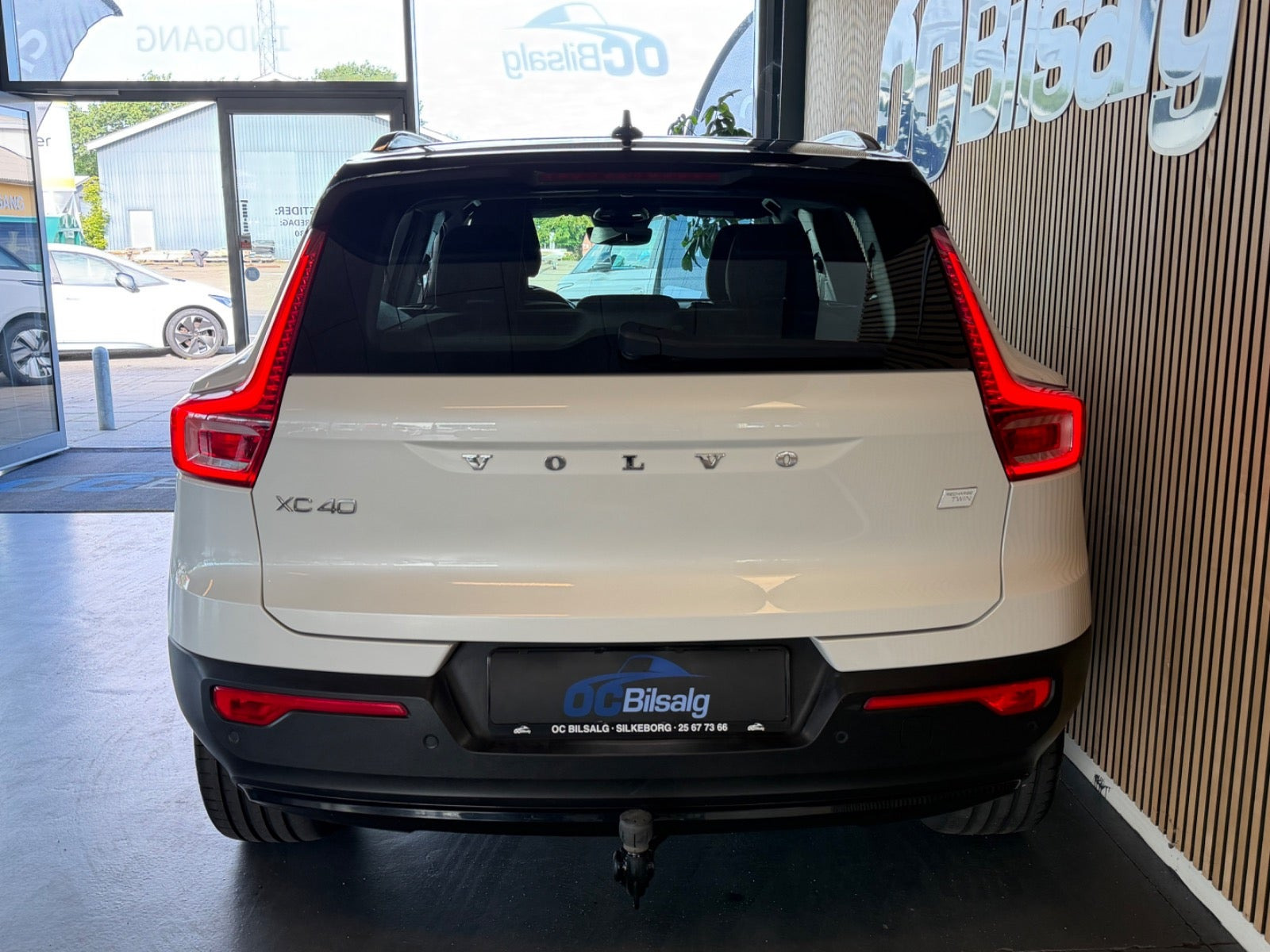 Hvid Volvo XC40 fra 2022