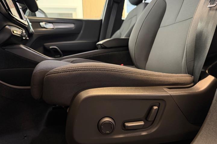 Hvid Volvo XC40 fra 2022