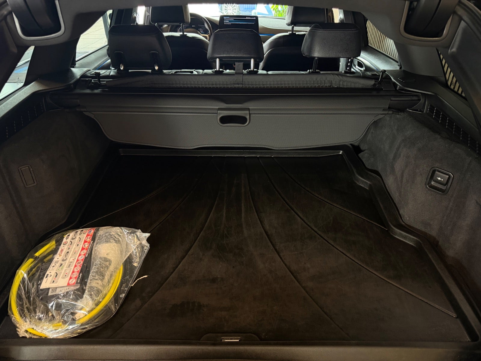Sort BMW 530e fra 2022
