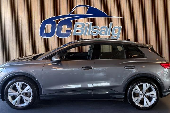 Grå Audi Q4 e-tron fra 2022