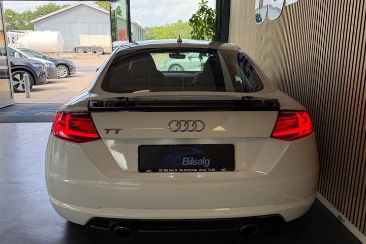 Hvid Audi TT fra 2016