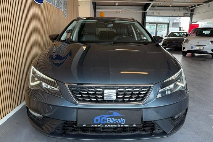 Grå Seat Leon fra 2019