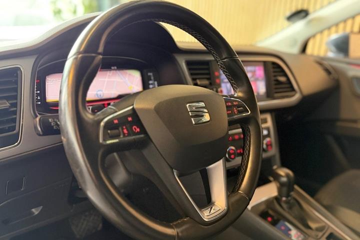 Grå Seat Leon fra 2019
