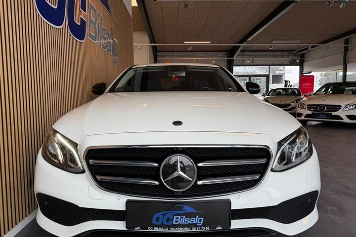 Hvid Mercedes E220 d fra 2018