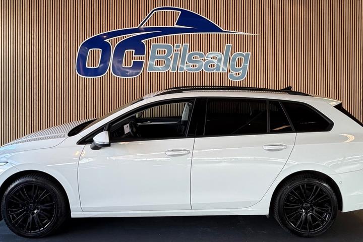 Hvid VW Golf VIII fra 2021