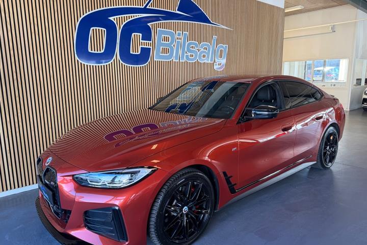 Orange BMW i4 fra 2022