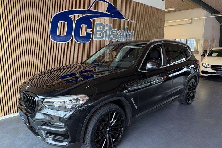 Sort BMW X3 fra 2020