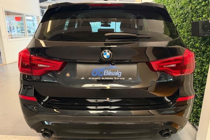 Sort BMW X3 fra 2020