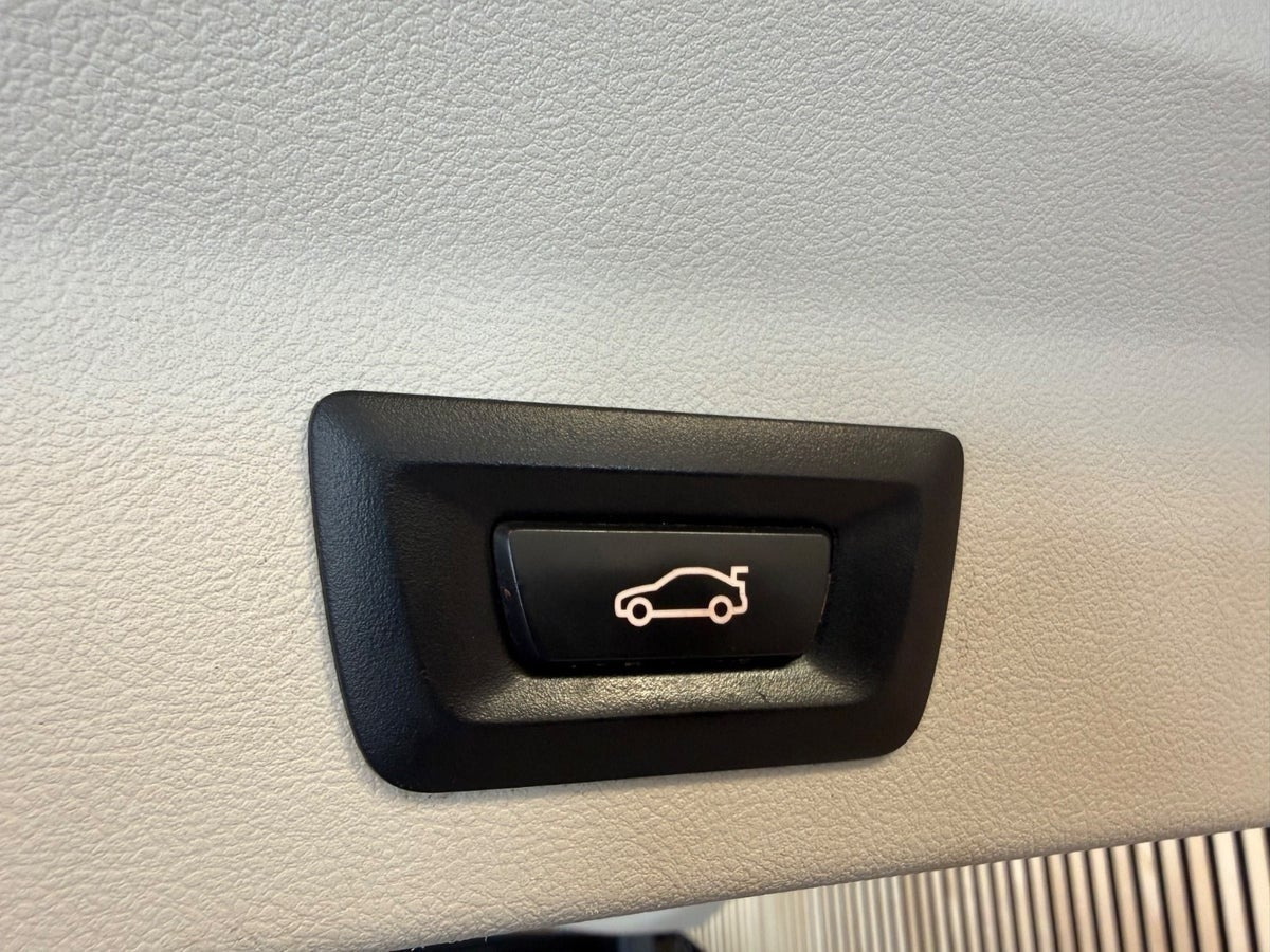 Sort BMW X3 fra 2020