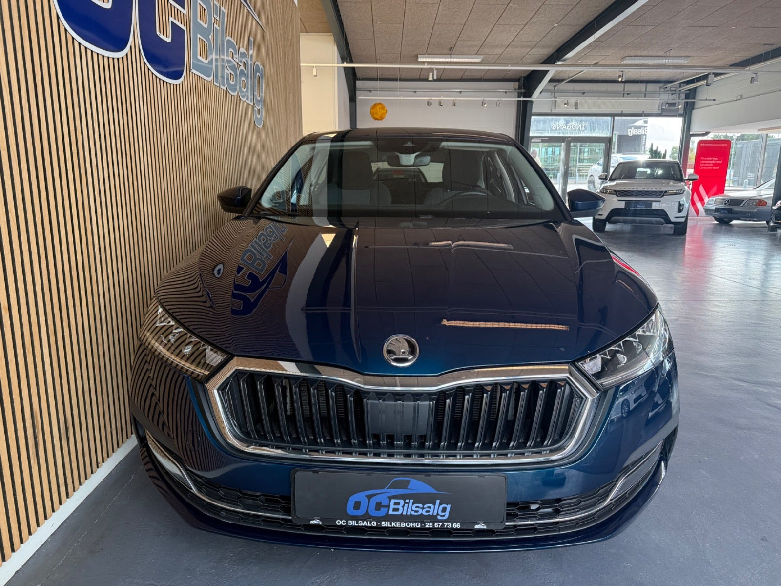 Blå Skoda Octavia fra 2021